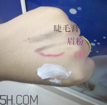 一葉子酪梨潔面乳怎么樣？一葉子酪梨潔面乳好用嗎？