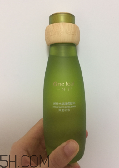 一葉子鮮補水柔膚水怎么樣？一葉子鮮補水柔膚水好用嗎？