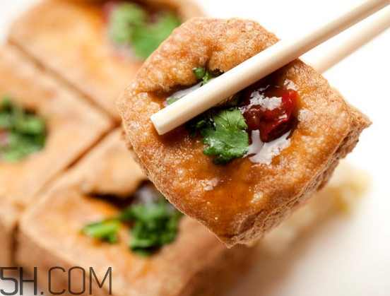 臭豆腐是誰發(fā)明的？臭豆腐是哪里的特產(chǎn)