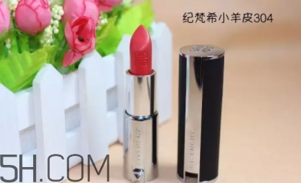 迪奧888和紀(jì)梵希304一樣嗎？迪奧888和紀(jì)梵希304試色對比