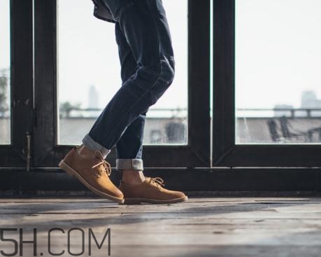 反絨皮鞋怎么清洗？反絨皮鞋可以用水洗嗎？