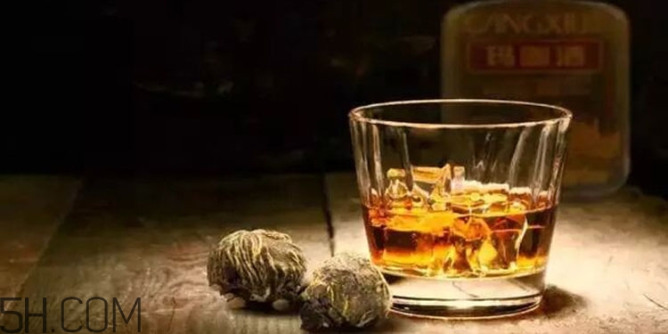喝什么藥酒可以補腎壯陽？補腎壯陽藥酒什么時候喝好？
