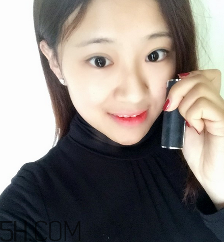 紀梵希小羊皮304是什么顏色？紀梵希小羊皮滋潤嗎？