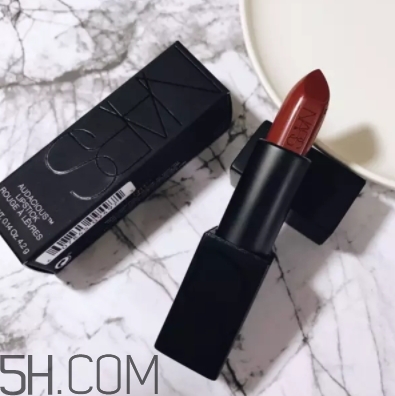 nars mona口紅顯白嗎？nars mona適合黃皮嗎？
