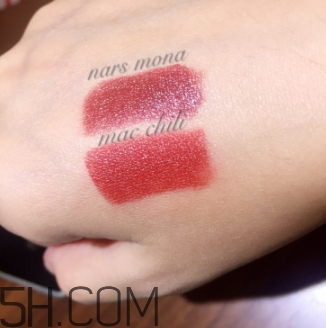 nars mona和mac chili顏色一樣嗎？nars mona和chili試色對(duì)比