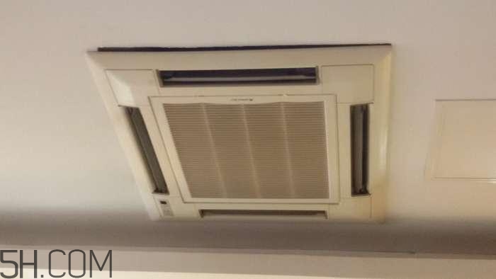 冬天用哪種類型的空調(diào)比較好？冬天用吸頂式空調(diào)好嗎？