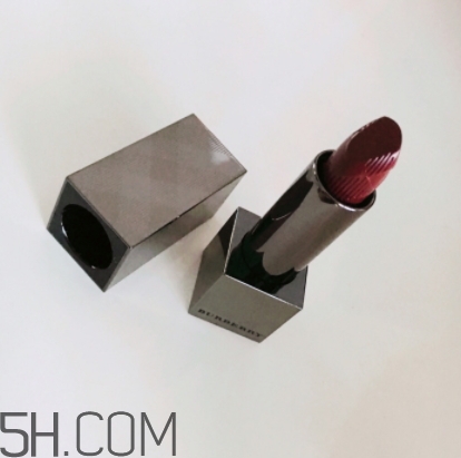 burberry97口紅多少錢？burberry巴寶莉97號牛血色專柜價
