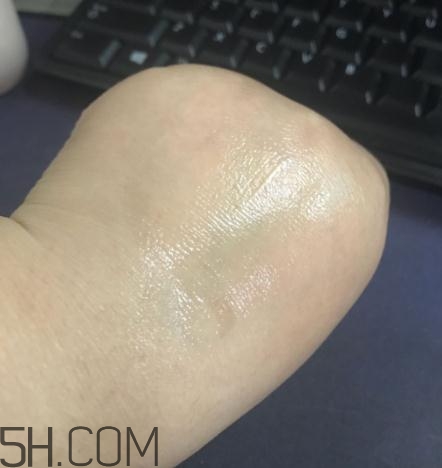 春紀(jì)新彈力嬌嫩菁華乳多少錢？春紀(jì)新彈力嬌嫩菁華乳專柜價格