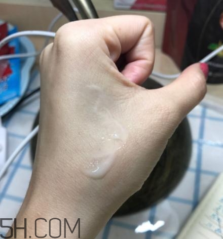 春紀(jì)新彈力嬌嫩菁華乳好用嗎？春紀(jì)新彈力嬌嫩菁華乳評(píng)測(cè)