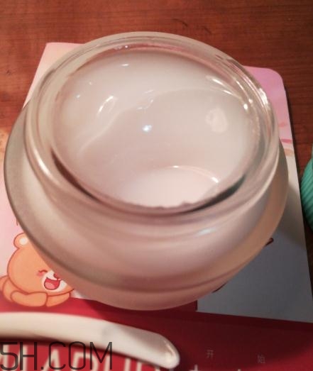 春紀乳酸君保濕凝露好用嗎？春紀乳酸君保濕凝露評測