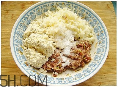 蓮藕可以和豆腐一起吃嗎？蓮藕和豆腐一起吃有什么好處？