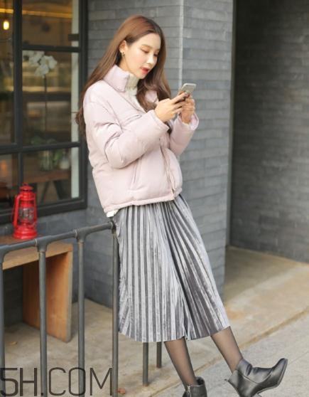 粉色棉服怎么搭配？粉色棉衣搭配圖片