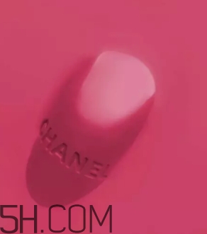 玫紅色口紅適合什么膚色？玫紅色口紅適合黃皮嗎？