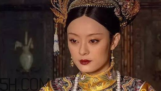 正宮紅口紅是什么顏色？正宮紅口紅試色