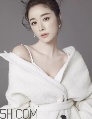 奶油杏色口紅適合什么人？奶油杏子色口紅適合黃皮嗎？