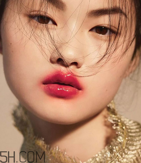 口紅到底應(yīng)該怎么涂？吻唇妝具體畫法