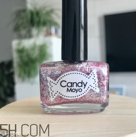 candy moyo和miss candy區(qū)別 膜玉和糖果小姐哪個好？