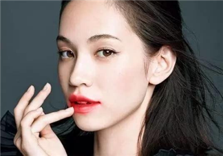 口紅到底應該怎么涂？吻唇妝具體畫法