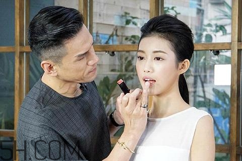 反咬唇妝是什么樣的？染唇妝和咬唇妝的區(qū)別