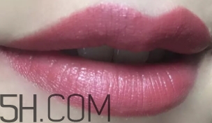 mac brick o la老氣嗎？mac brick o la適合黃皮嗎？