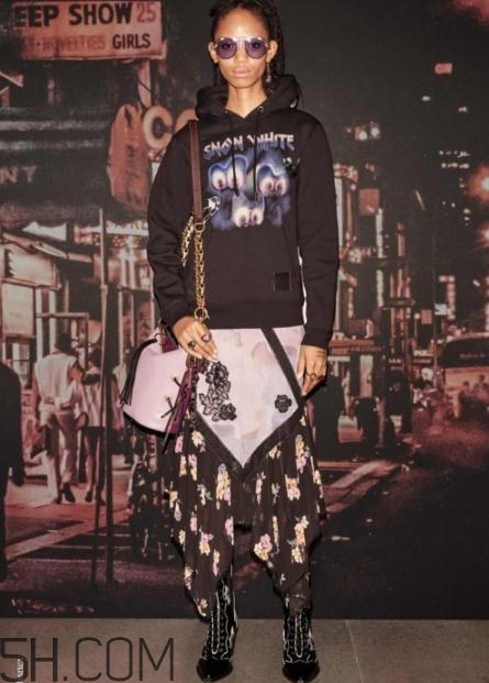 coach2018早秋服裝系列好看嗎_有哪些款式？