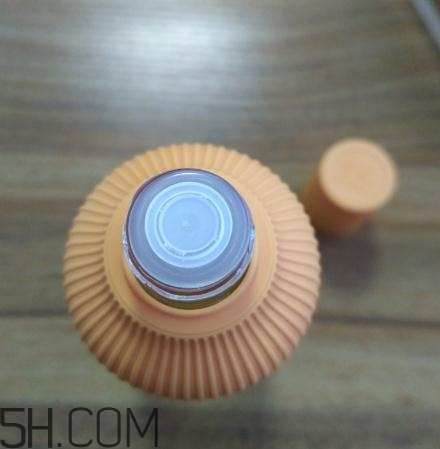 春紀咖啡煥膚菁華露好用嗎？春紀咖啡煥膚菁華露評測
