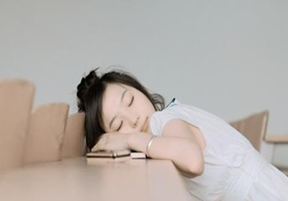 睡覺時(shí)手麻是怎么回事？手麻是哪些病的隱患？