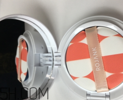 rojank茹妝這個牌子怎么樣？茹妝化妝品好用嗎？