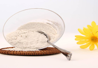 蛋白粉用開(kāi)水沖泡好還是涼水沖泡好？用開(kāi)水沖泡蛋白粉會(huì)不會(huì)影響營(yíng)