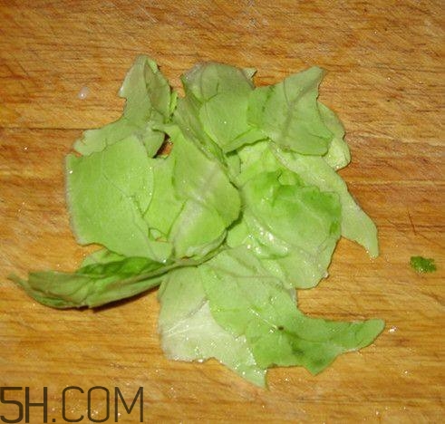 畸形果蔬營養(yǎng)價值更高？畸形果蔬是什么原因引起的？
