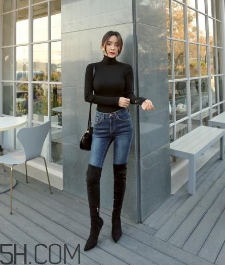 冬天穿牛仔褲配什么鞋子？冬天牛仔褲搭配鞋子圖片