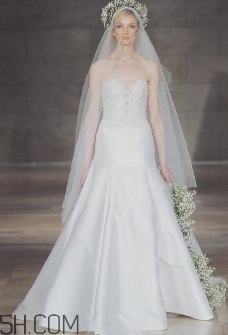 reem acra2018秋冬婚紗系列好看嗎_有哪些款式？