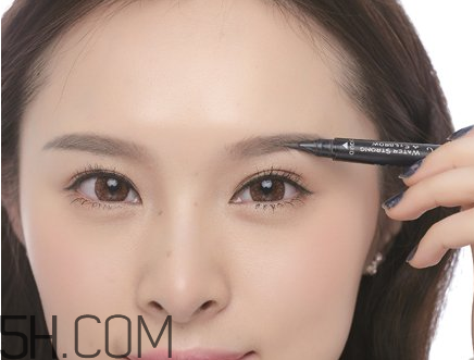 敏感性皮膚可以紋眉嗎？什么人不能做紋眉？
