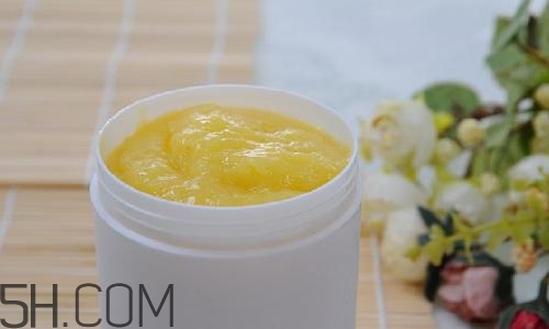 蜂王漿的營養(yǎng)成分有哪些？怎么辨別真假蜂王漿？