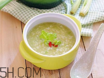 吃什么會導(dǎo)致頭痛？緩解頭痛的方法有哪些？