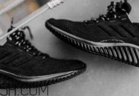 adidas alphabounce阿爾法小椰子皮質(zhì)版本什么時候發(fā)售？