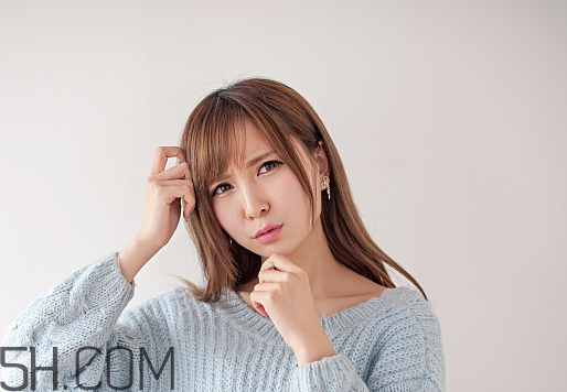 婦炎潔可以男人用嗎？婦炎潔可以去頭皮屑嗎？