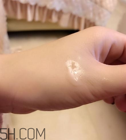春紀(jì)眼霜怎么樣？春紀(jì)眼霜好用嗎？