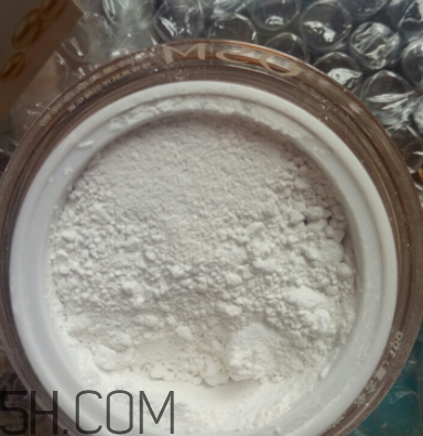 歐詩漫珍珠粉能美白嗎？歐詩漫珍珠粉使用心得