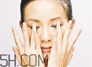 眼睛又干又癢怎么回事？日常保護眼睛的方法有哪些？