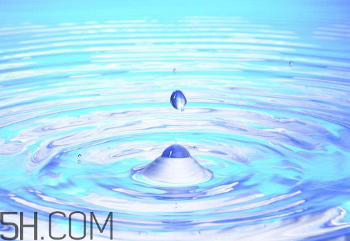 雙氧水是生理鹽水嗎？雙氧水是碘伏嗎？