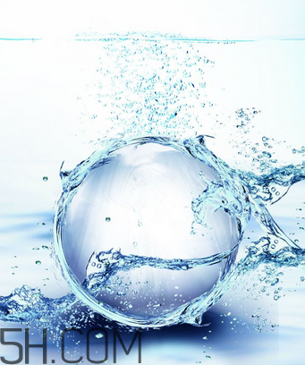 雙氧水是生理鹽水嗎？雙氧水是碘伏嗎？