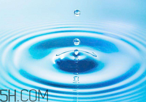 雙氧水能治牛皮癬嗎？雙氧水能去除血漬嗎？