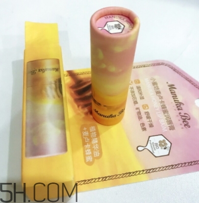 小蜜坊唇膏好用嗎？小蜜坊唇膏評測
