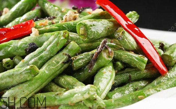 吃不好可能會生病的食物有哪些？需要謹慎食用的食物有哪些？