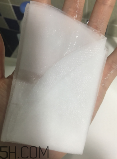 百雀羚小雀幸面膜是補(bǔ)水面膜嗎？什么功效？