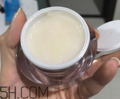 Olay磁力導(dǎo)入面膜可以用手涂嗎？磁力儀咋用？