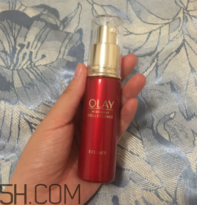 Olay小臉精華露適合什么季節(jié)用？什么膚質(zhì)？