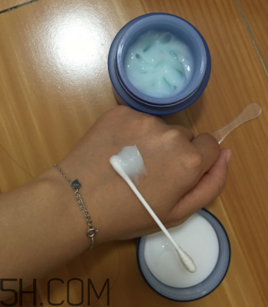 蘭芝睡眠面膜敷多長時間最好？使用心得
