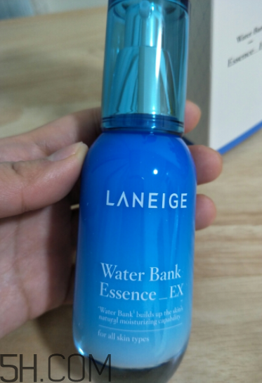 蘭芝補水小藍瓶是乳液嗎？用在哪一步？